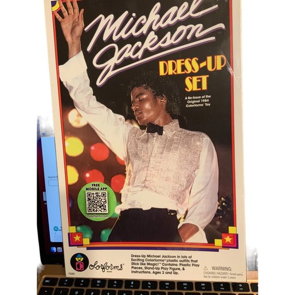 Michael Jackson Colorforms Dress-up Set (Reissue of Original 1984 Toy) NEW 2010 - Picture 8 of 14